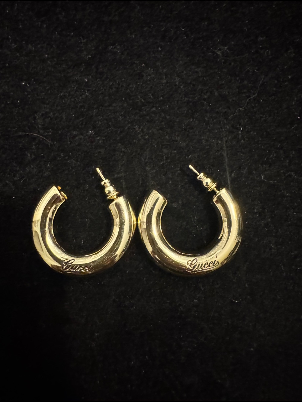 Gucci Shiny Gold Cursive Chunky Hoop Earrings
